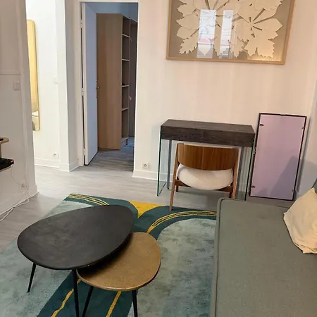 Superbe 2 Pieces Design Refait A Neuf 4 Couchages *