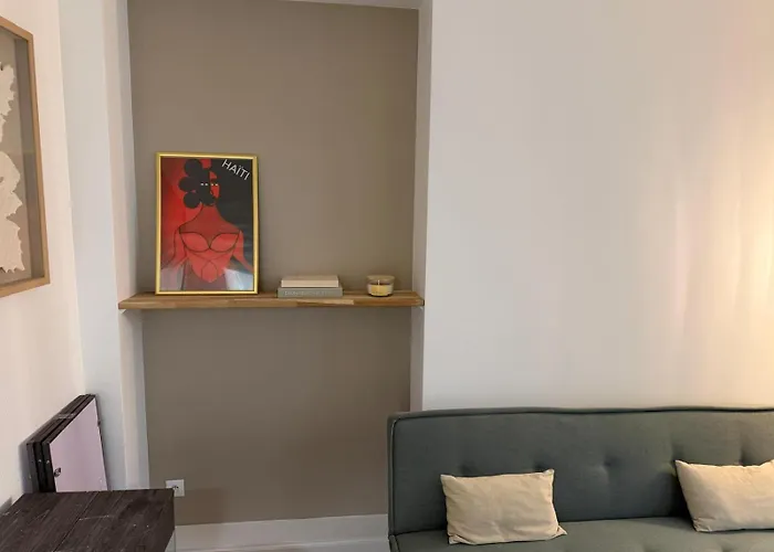 Superbe 2 Pieces Design Refait A Neuf 4 Couchages