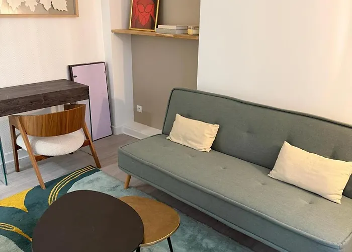 Superbe 2 Pieces Design Refait A Neuf 4 Couchages * Paříž